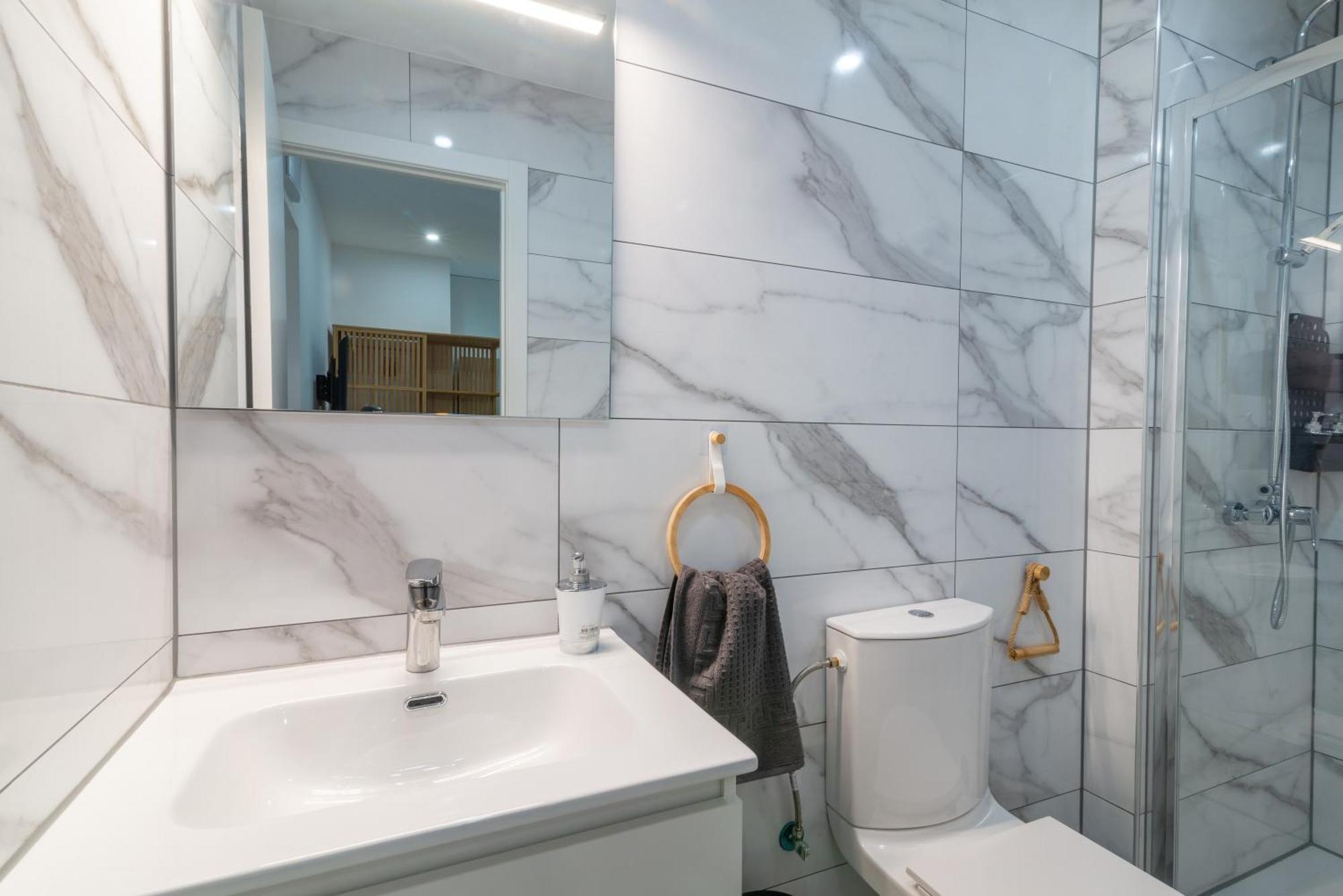 Apartment Pisos Plaza Paris Lloret de Mar